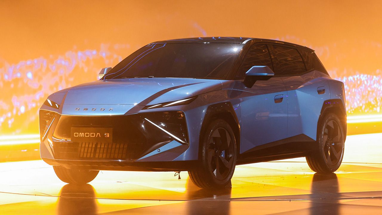 Omoda 3