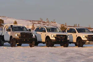 Ford sorprende con una Ranger Super Duty aún más bestia y con alma de F-150 en las pruebas de invierno