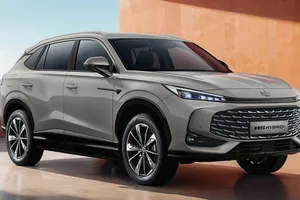 El nuevo MG HS Hybrid+ quiere tumbar al Dacia Bigster, un ataque sorpresa con un consumo de risa